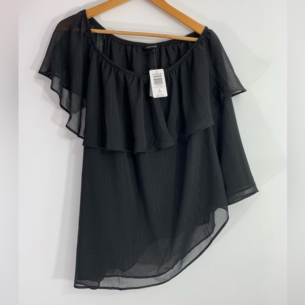 NEW Torrid‎ 2, 2X, 18-20 Black Chiffon Asymmetrical Ruffle Blouse